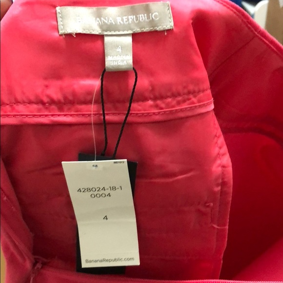 NWT Banana Republic Pencil Skirt, size 4 - Picture 5 of 6